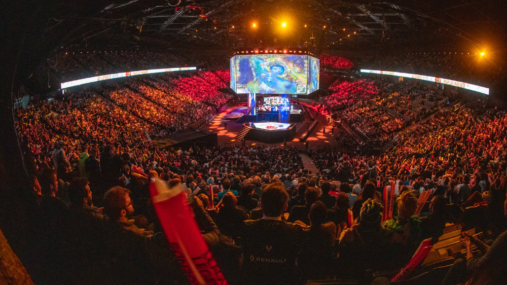 JDGvsBLG预热海报：宿敌，彼此熟悉互为劲敌，也是老朋友欢聚团圆