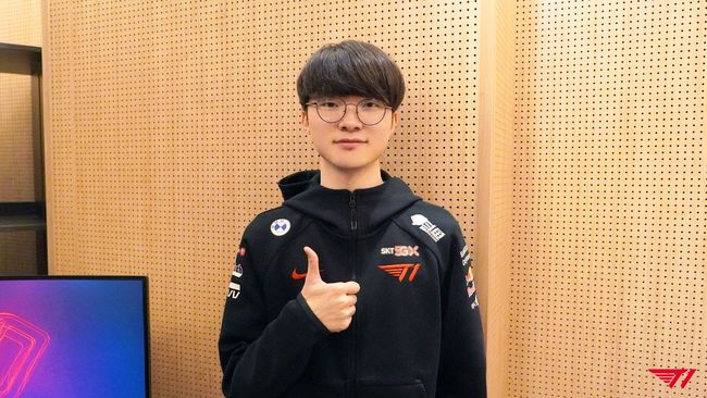 SWYJJ Ambessa的无敌执行zhqiyu1水晶箭带领团队晋级 FunPlus Phoenix 取得领先