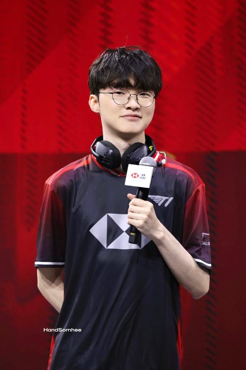 哪里是 Jiwoo 在奔跑！ Chovy + Kiin 疯狂攻击 GIDEON 以抢夺Baron， Generation Gaming 领先