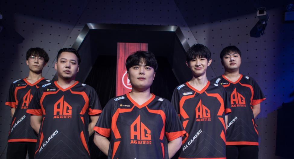 B8 在 ESL Pro League Season 22 中获得了一个名额